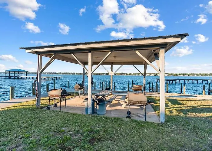 Holiday home Sea Oats A102 By Albvr - Lagoon Front Updgraded