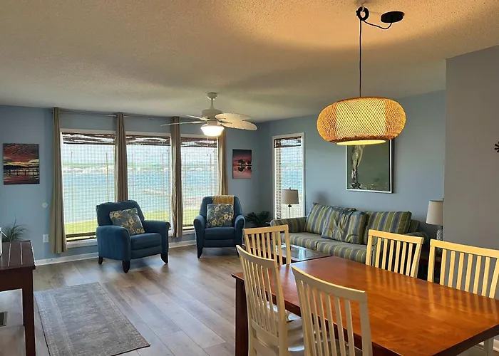 Sea Oats A102 By Albvr - Lagoon Front Updgraded Holiday home *